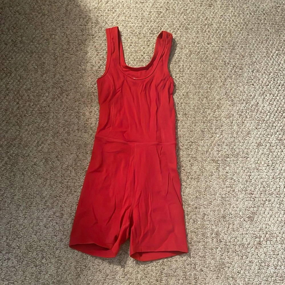 BNWOT SET ACTIVE Sportysuit SET ACTIVE X Justine Sky in Apple 🍎 size M